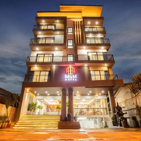 M&M Hotel ヴァンヴィエン エクステリア 写真