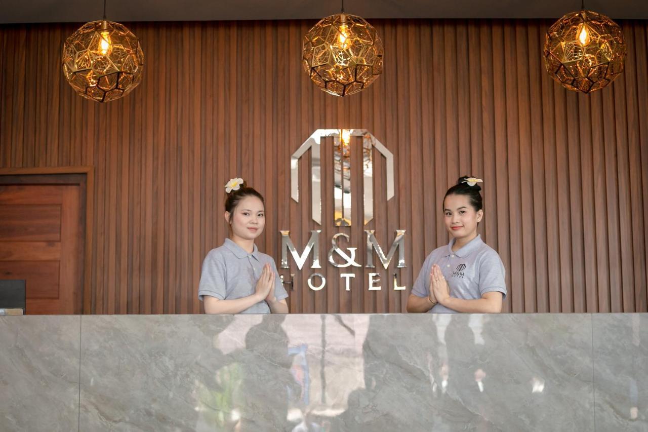 M&M Hotel ヴァンヴィエン エクステリア 写真